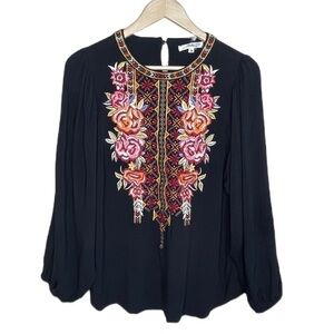 𝅺ANDRE'E by unit black long sleeve floral embroidered blouse